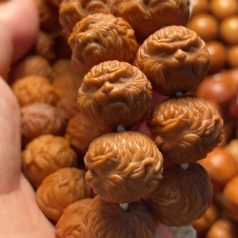 猴头核桃手串辉***尘悟空