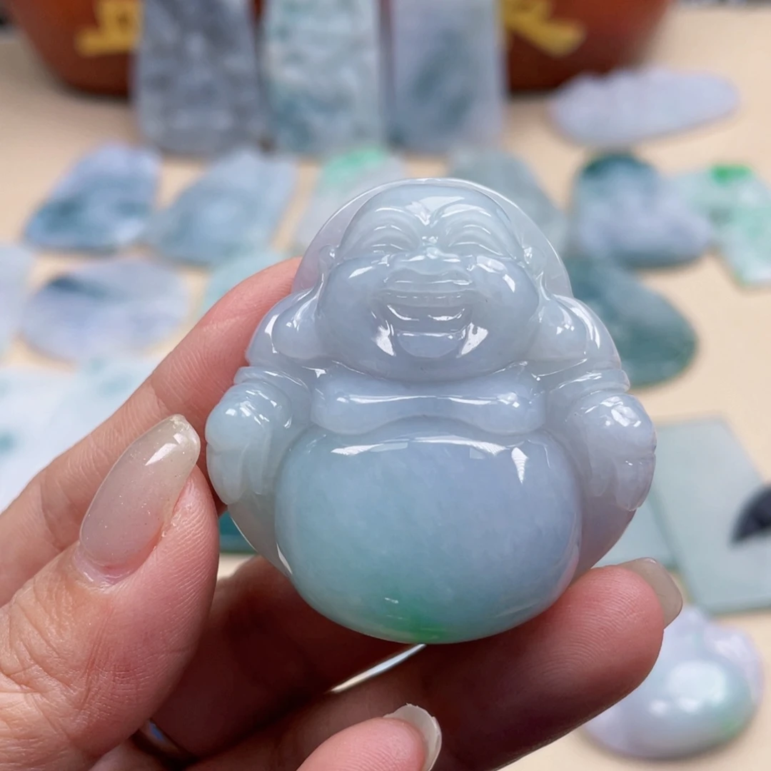 翡翠未镶嵌颈饰佛公