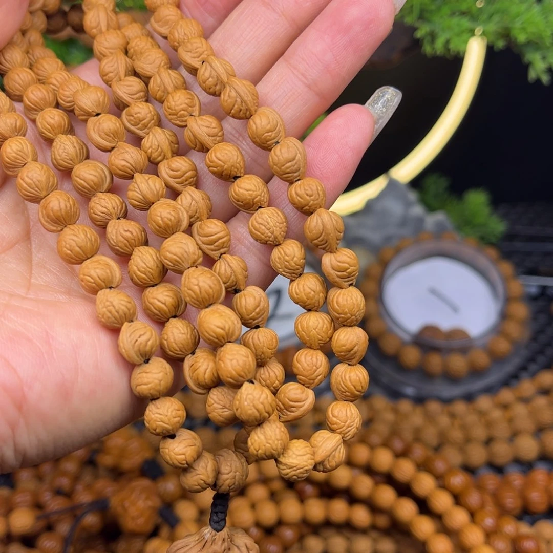 刚***子文玩核桃吊坠三角龙脖挂