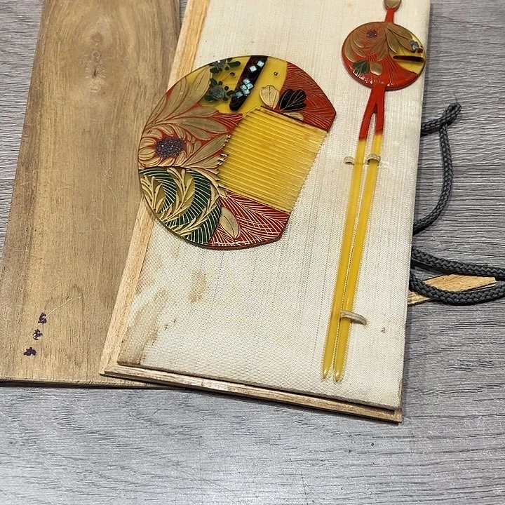 君*新亿阁杂项默认微瑕