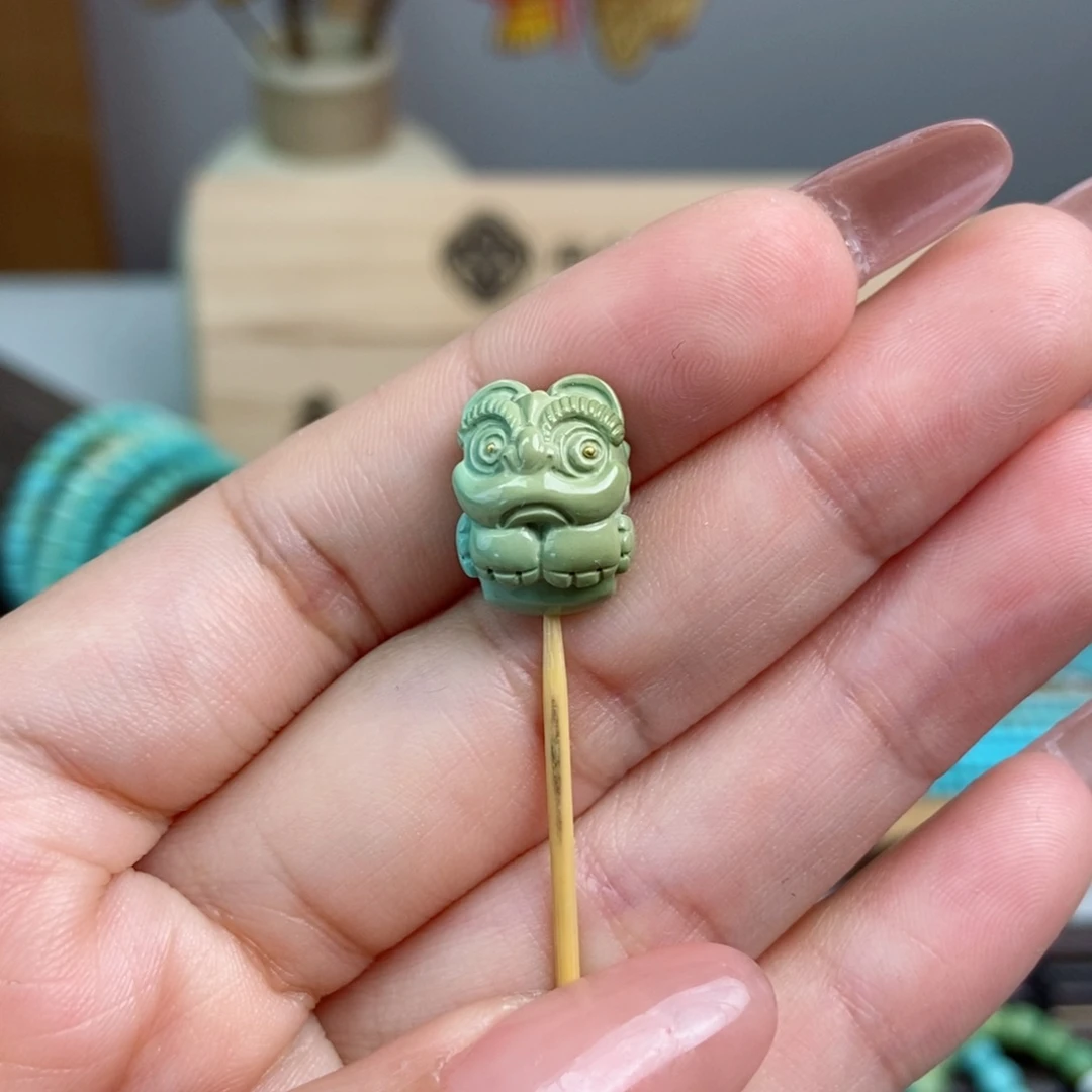 绿松石雕刻未镶嵌