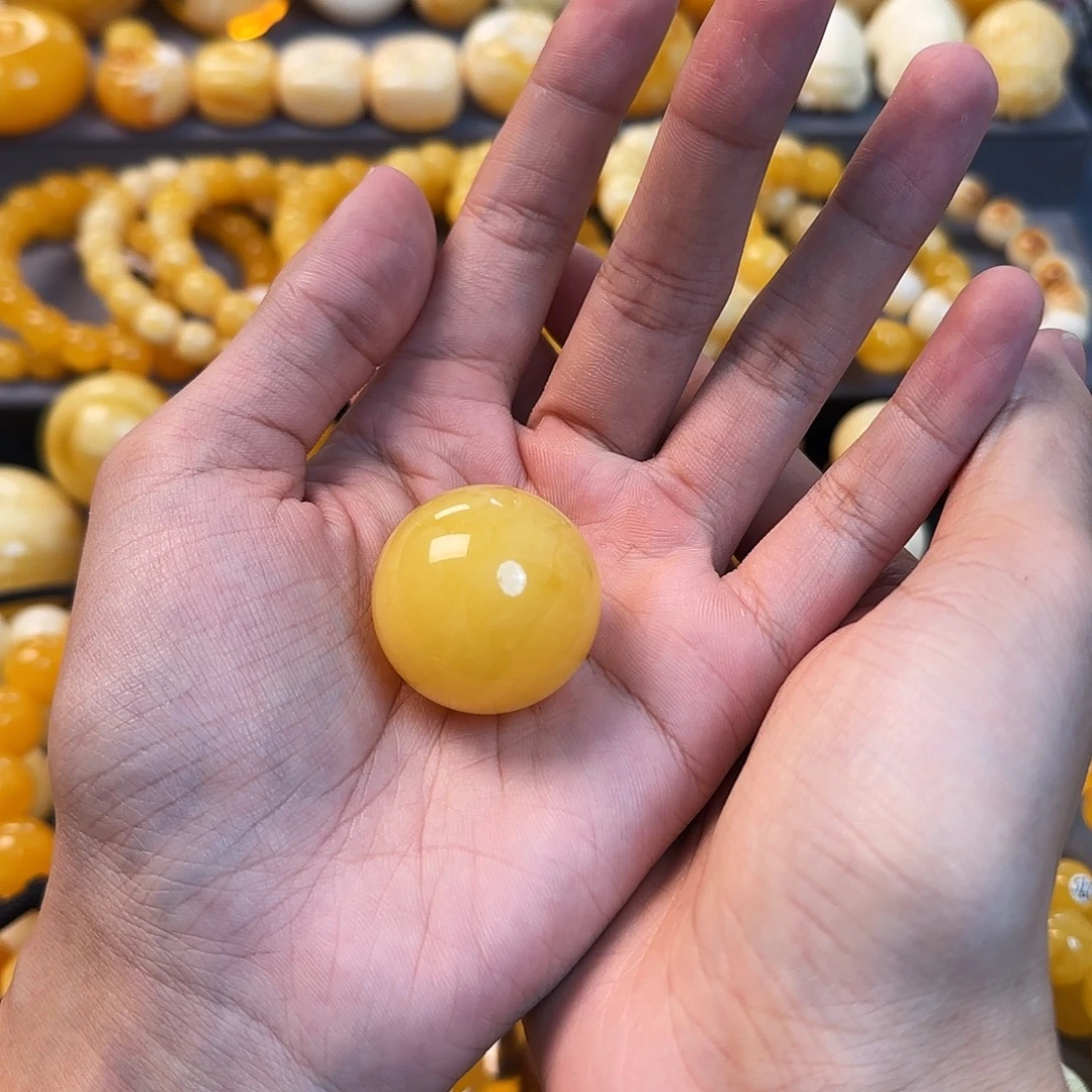 未镶嵌琥珀珠宝奇石31mm
