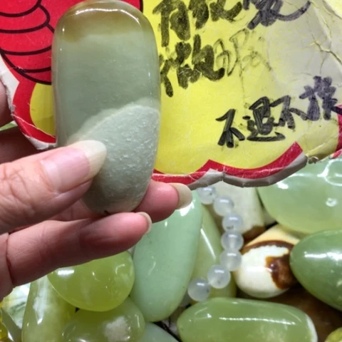 蛇纹石玉未镶嵌手把件