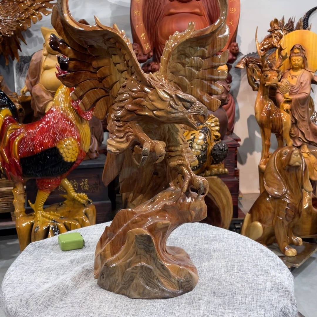 明***天香樟木香樟木手工雕刻老鹰