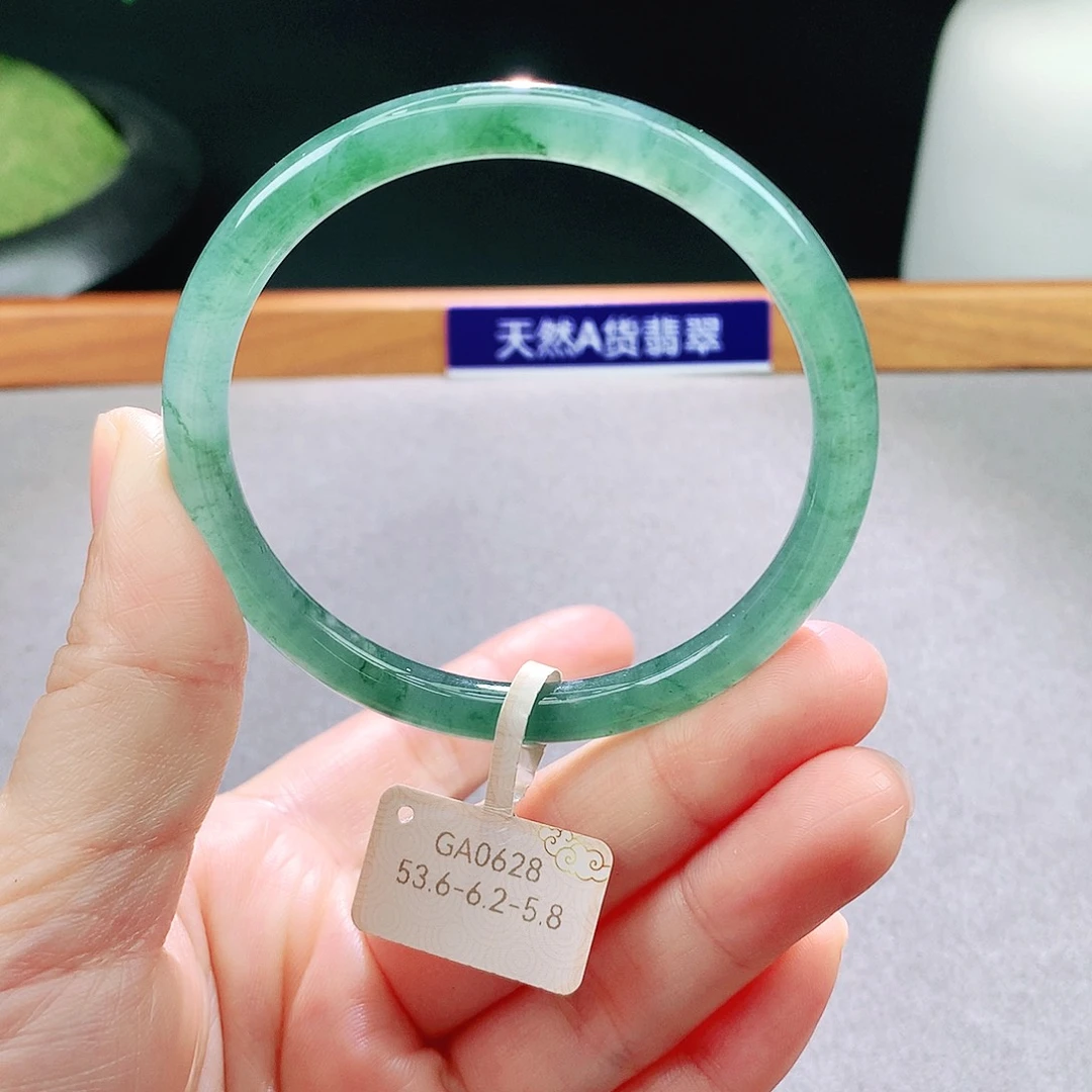 未镶嵌手镯翡翠天然翡翠手镯a货