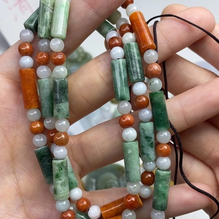 颈饰未镶嵌翡翠吊坠