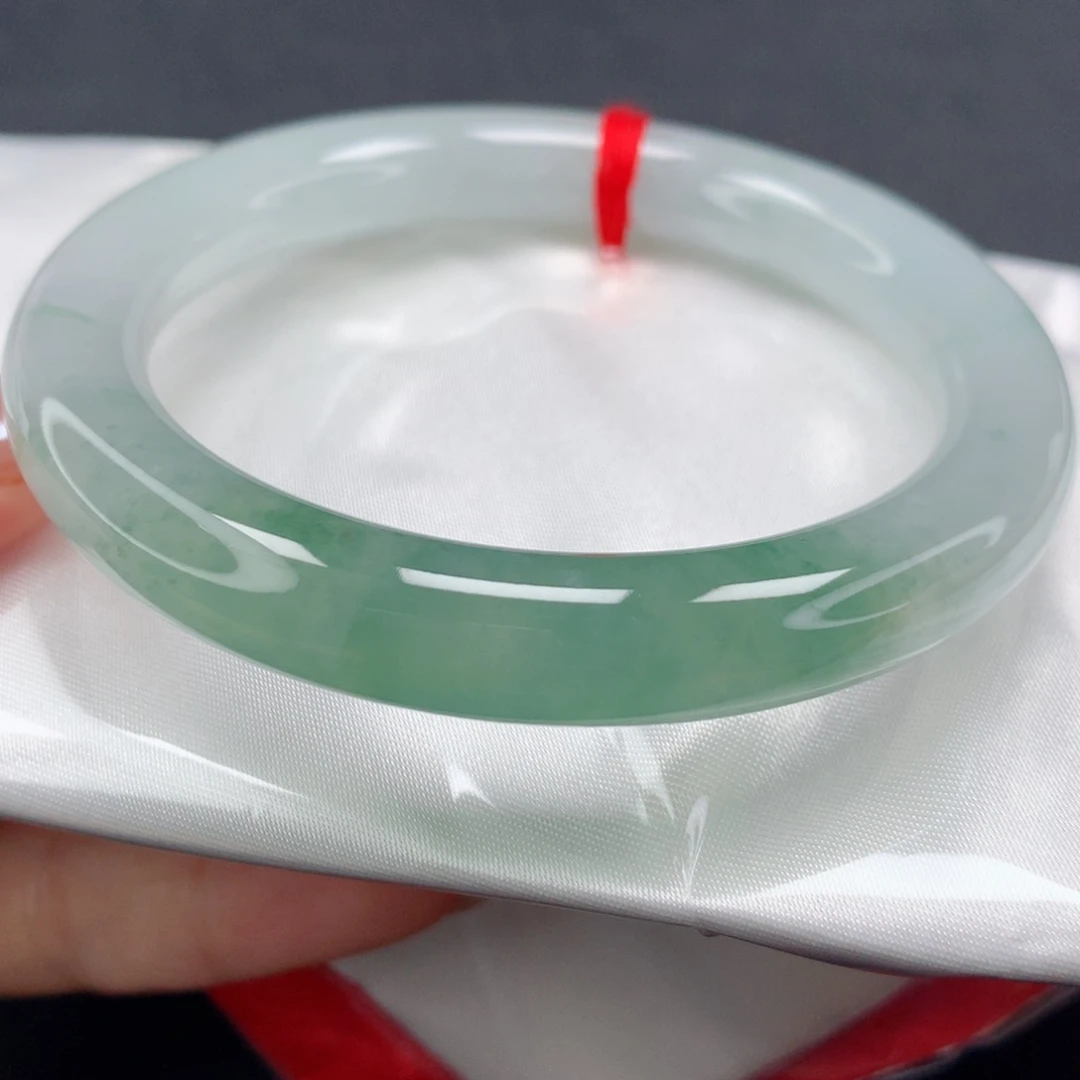 未镶嵌手镯翡翠，28号圆条