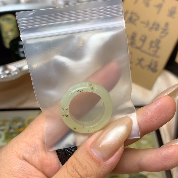 月***初合金蛇纹石玉戒指