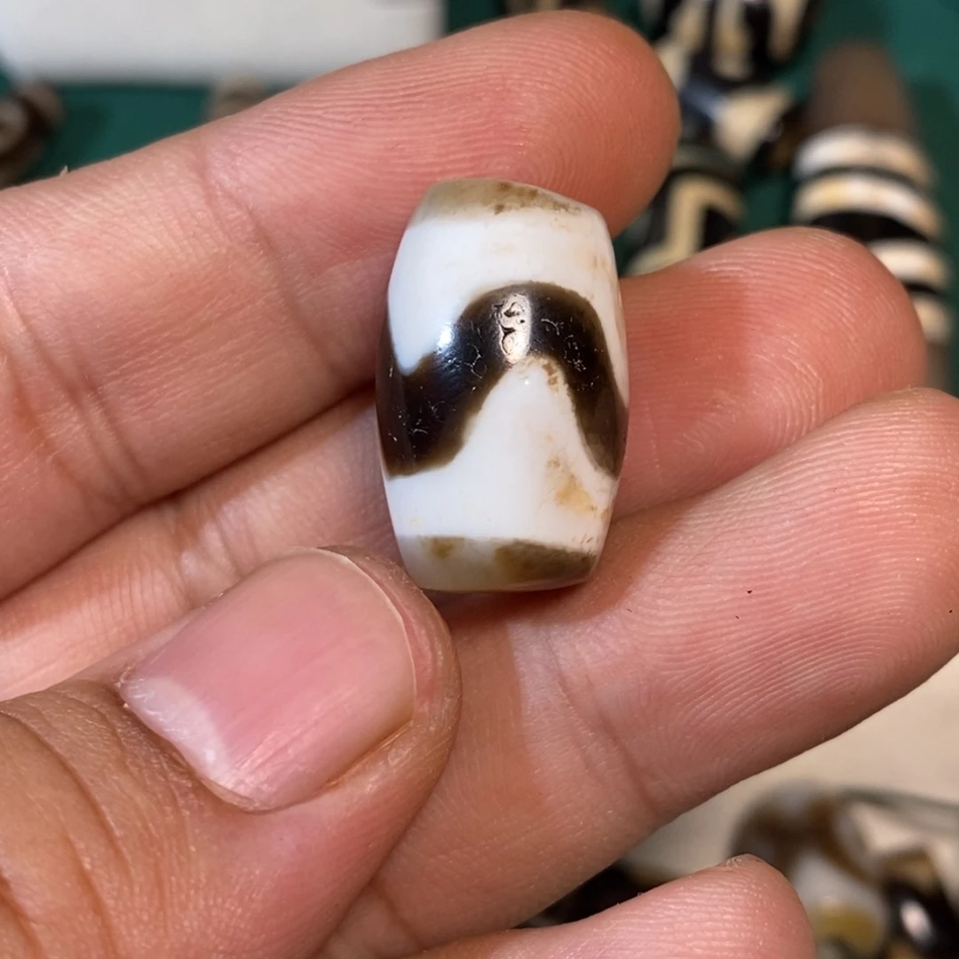 未镶嵌玛瑙/玉髓珠宝半成品