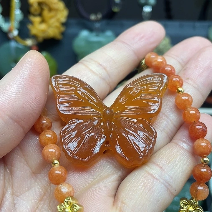 未镶嵌蛇纹石玉颈饰