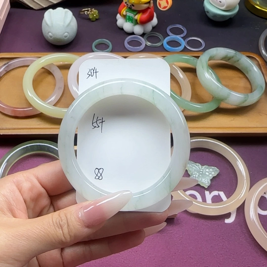 石英质玉手镯未镶嵌304