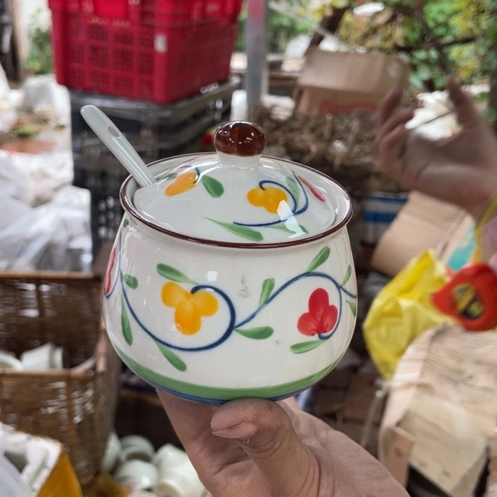 摆件陶瓷盘子碗啥都便宜