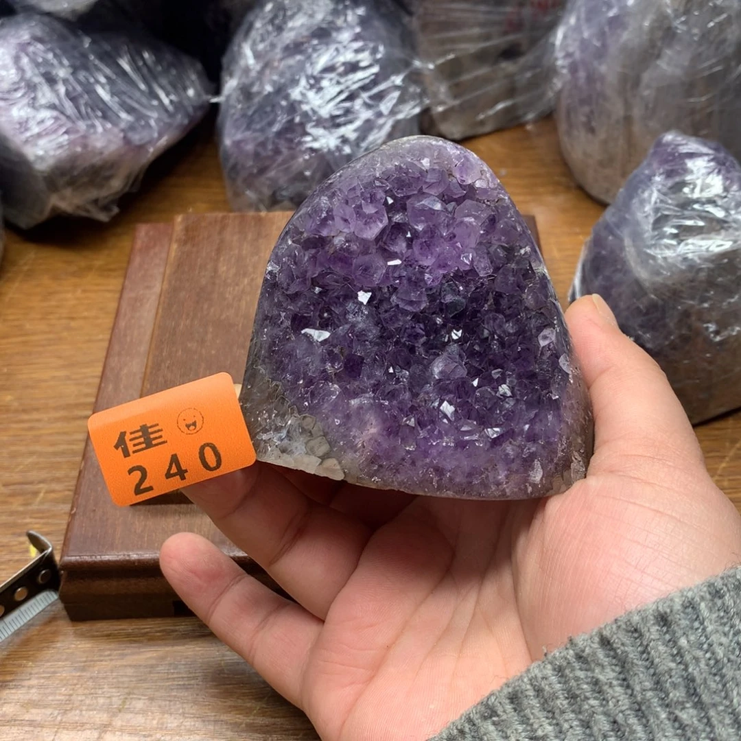 水晶大型摆件（非配饰）未镶嵌