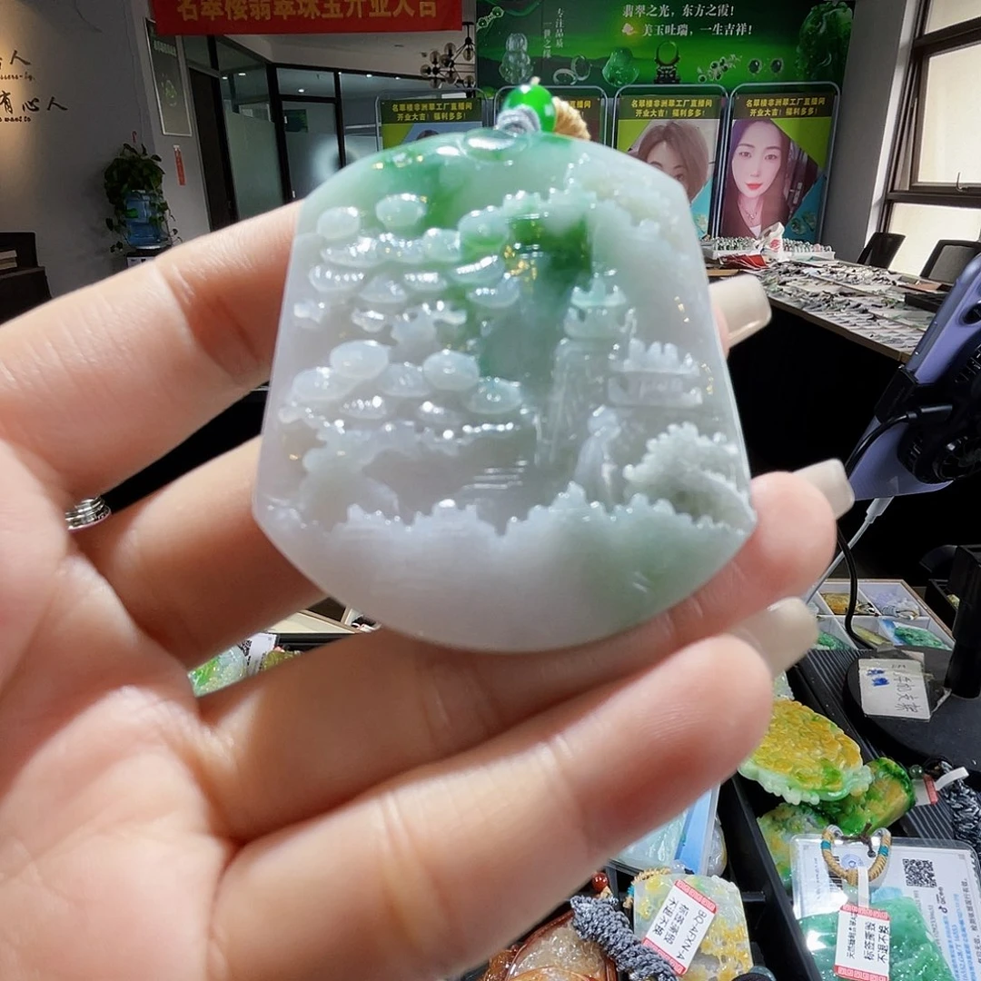 颈饰未镶嵌翡翠一