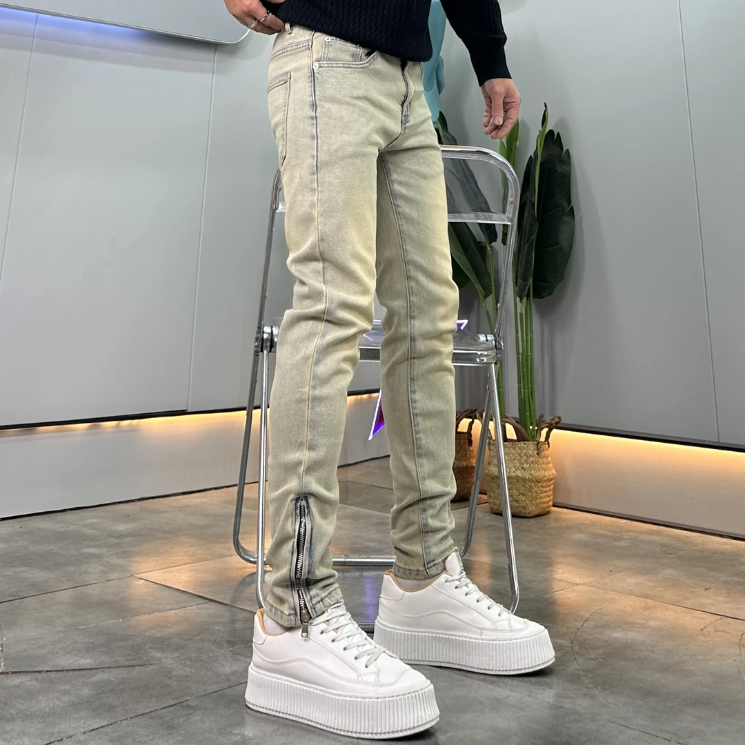 高端黄泥色牛仔裤男2025春季新款微喇韩版裤脚拉链修身小脚裤