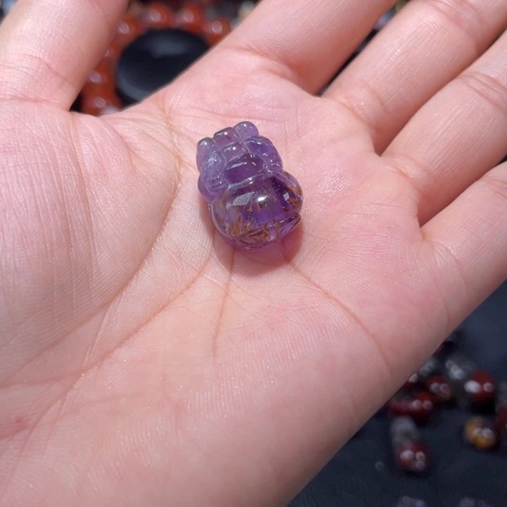 水晶颈饰未镶嵌极光紫钛貔貅