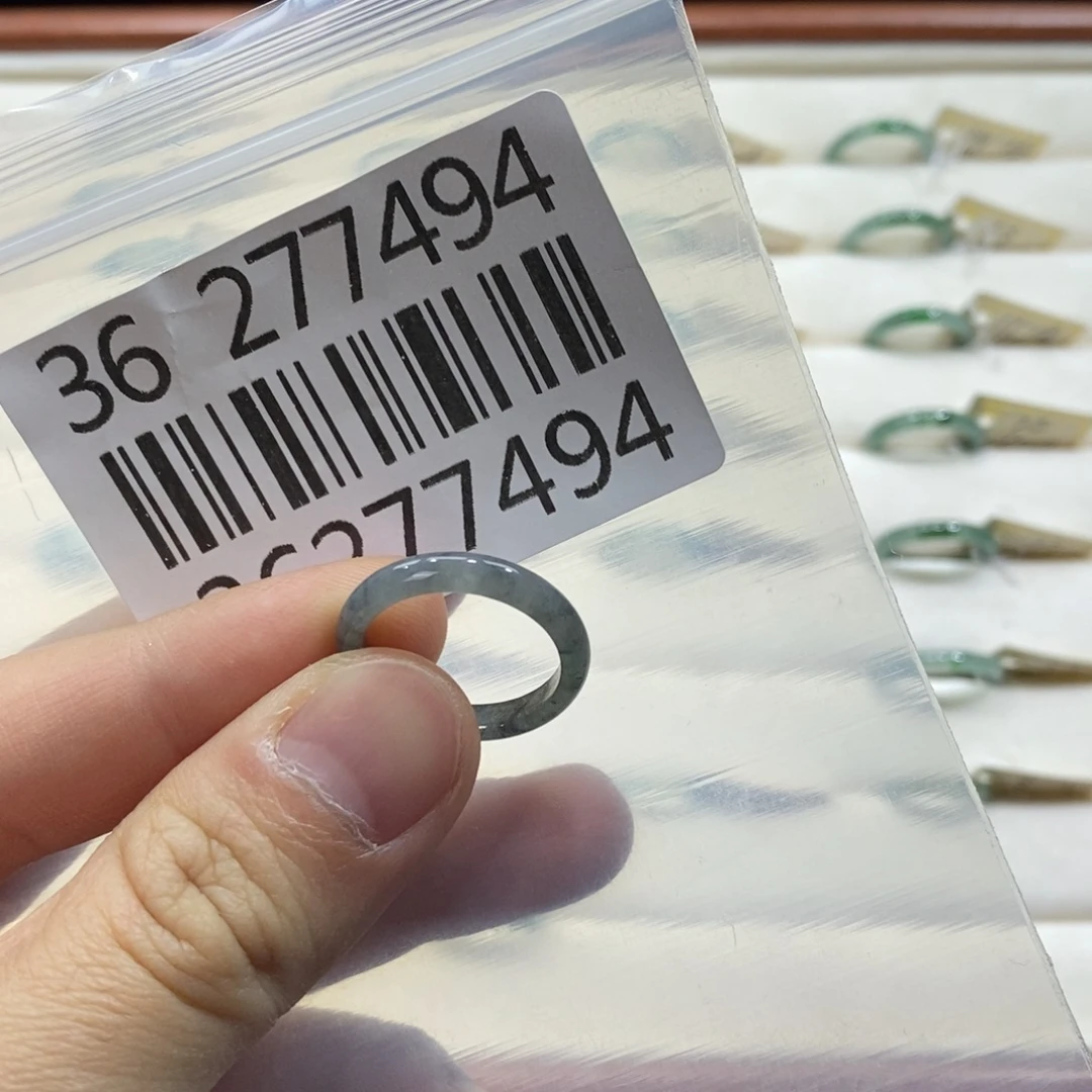 翡翠未镶嵌戒指戒指翡翠翡翠戒指