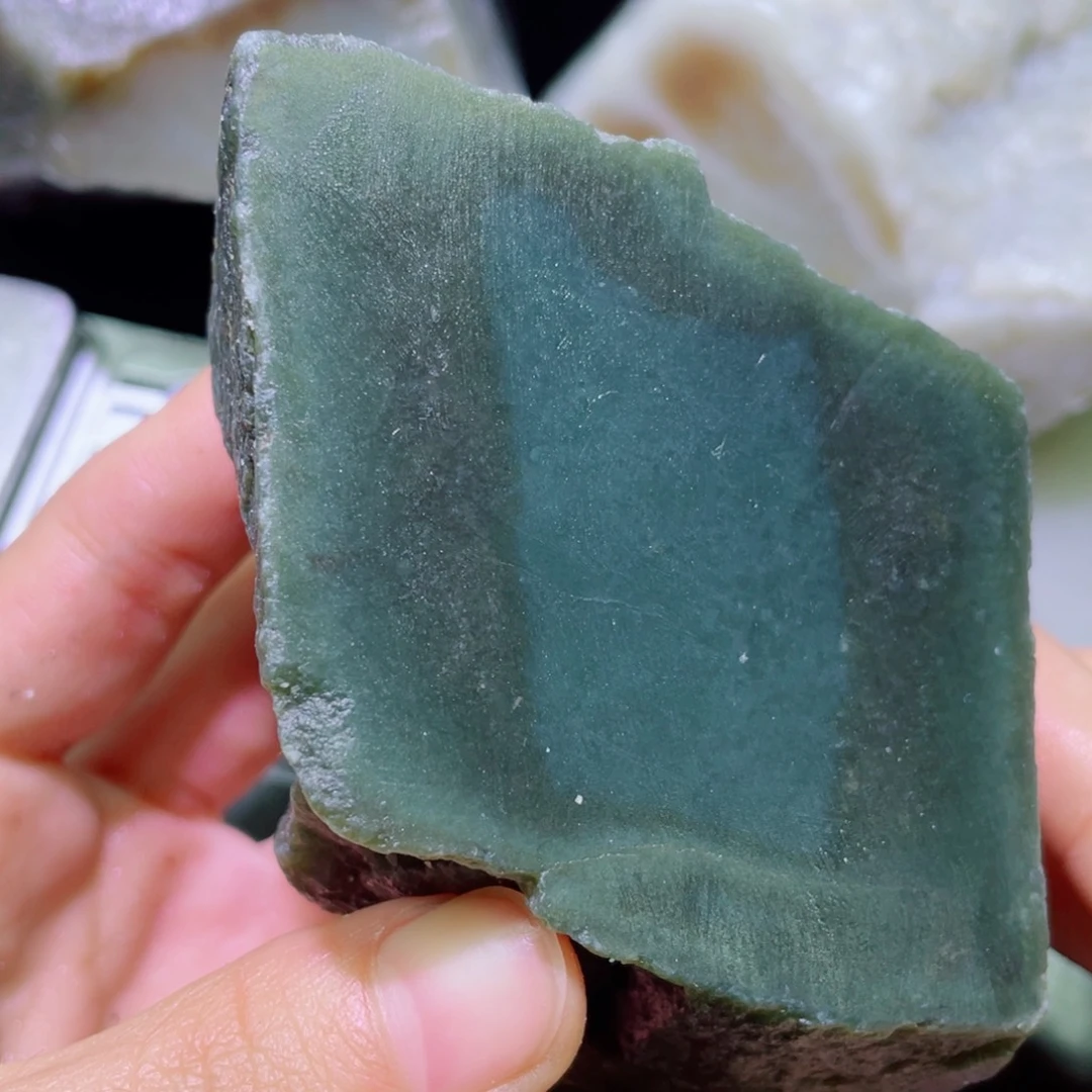 和田玉未镶嵌珠宝半成品