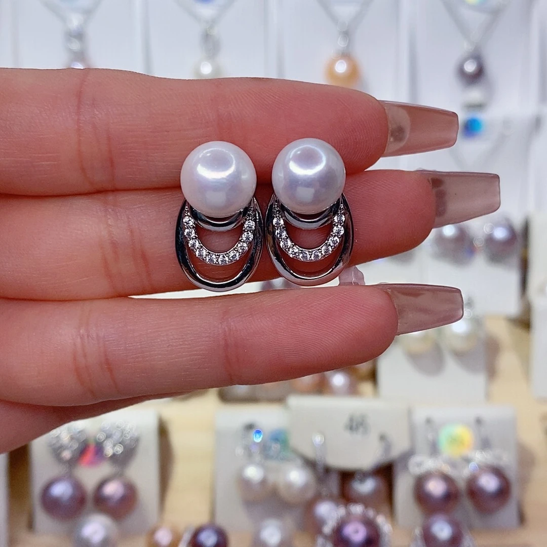 淡水珍珠耳饰未镶嵌