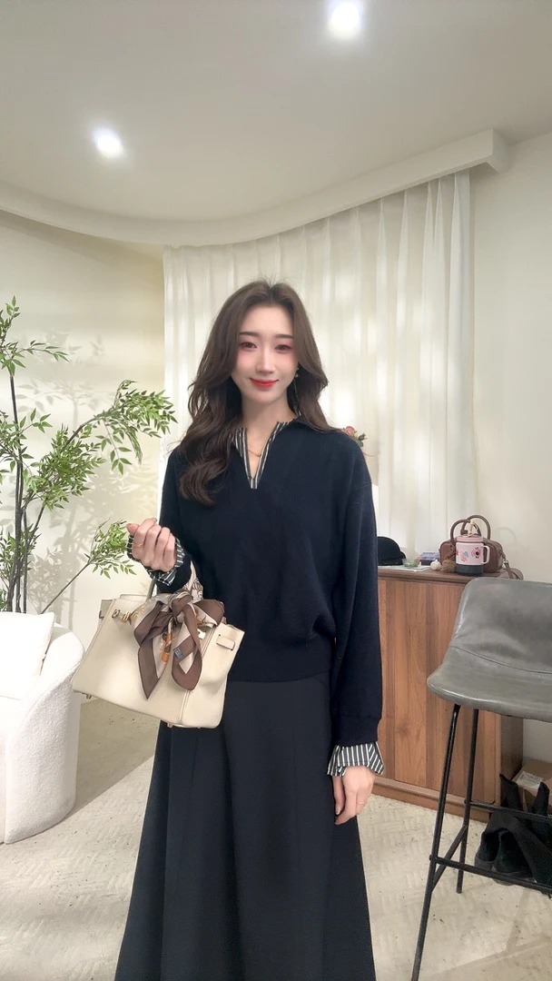 【秋罗兰】长袖时尚百搭宽松假两件韩版翻领针织衫