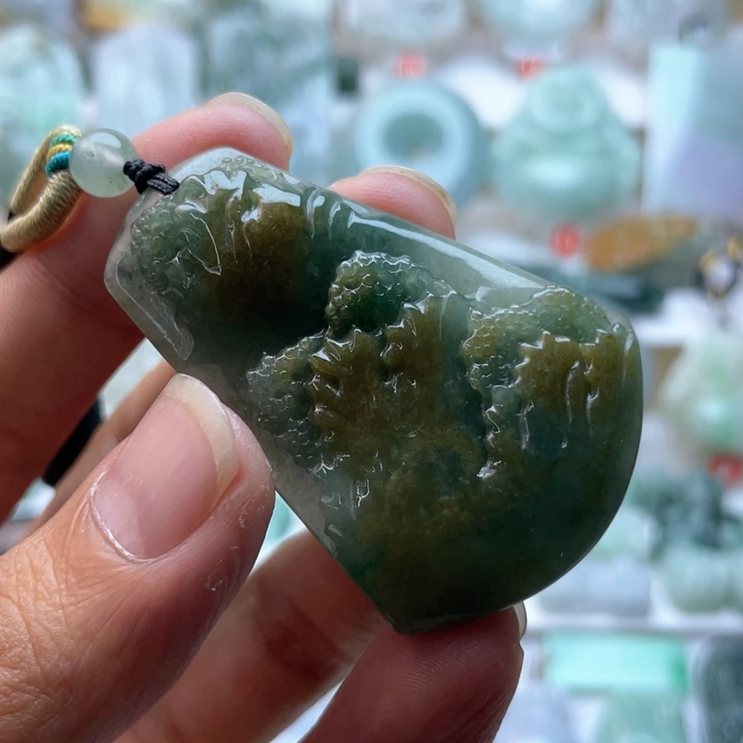 【闪购商品】颈饰未镶嵌翡翠山水