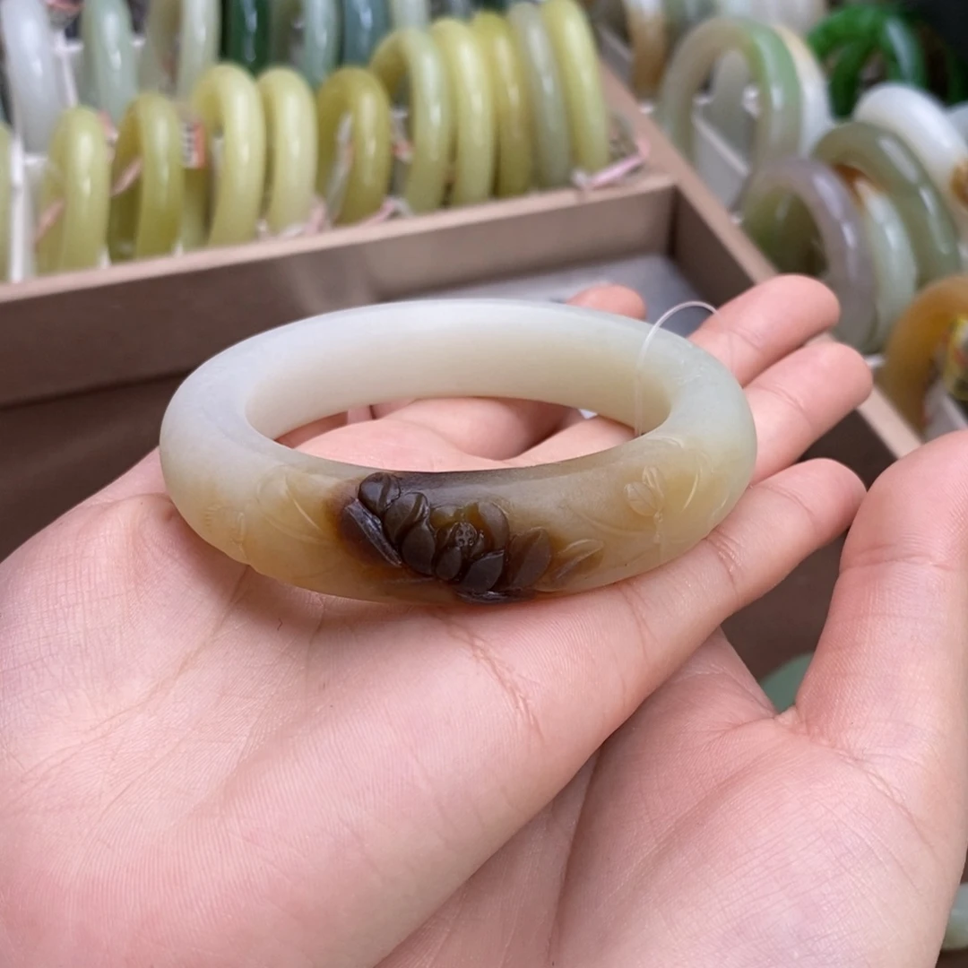 二***八和田玉未镶嵌手镯手镯定制