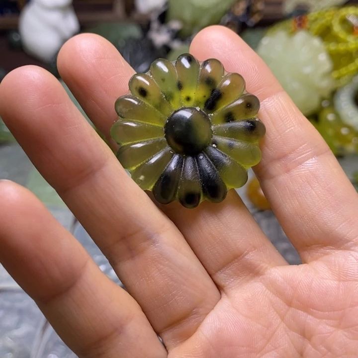 岫玉未镶嵌岫玉挂件