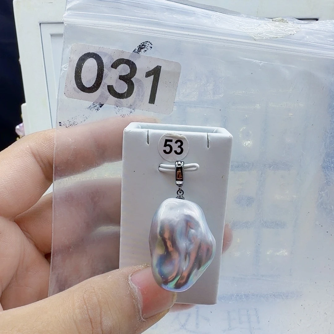 淡水珍珠合金颈饰