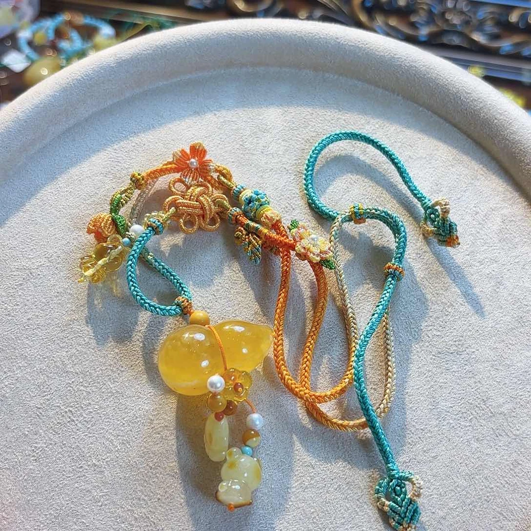 琥珀戒指未镶嵌琥珀