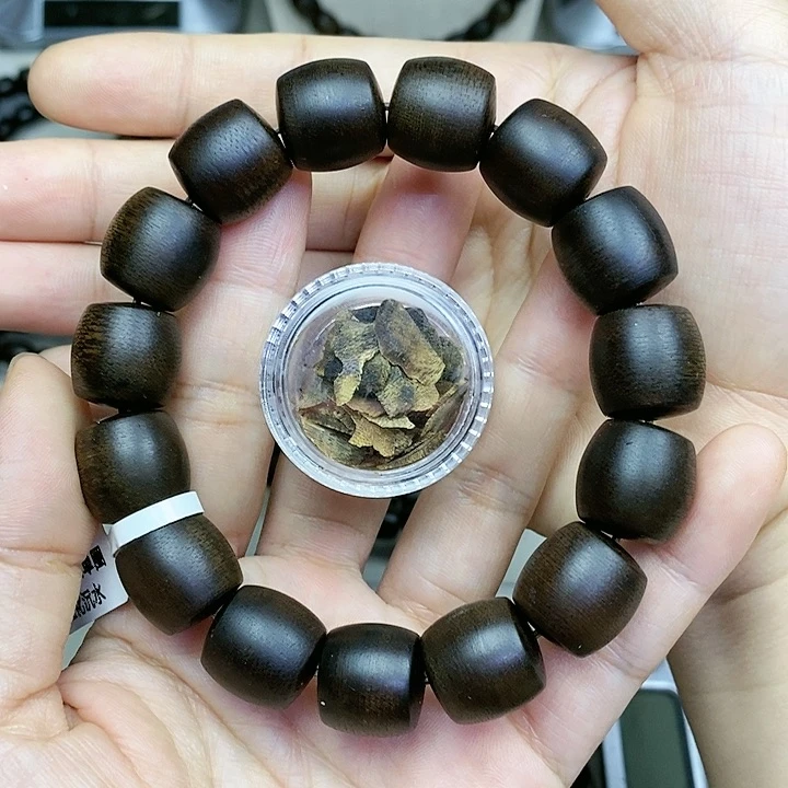 沉香沉香碎屑越南芽庄白棋楠