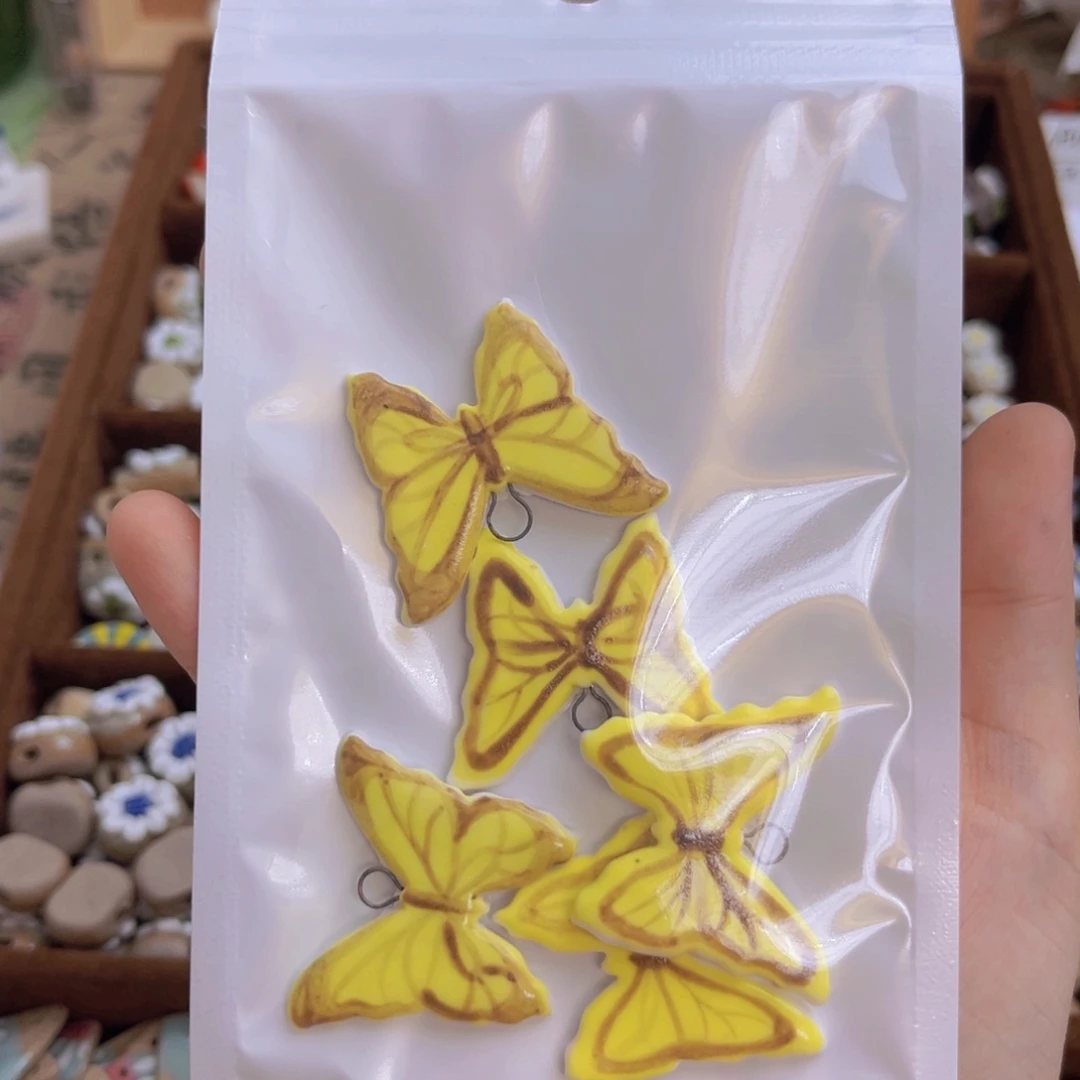 陶瓷陶瓷蝴蝶项链