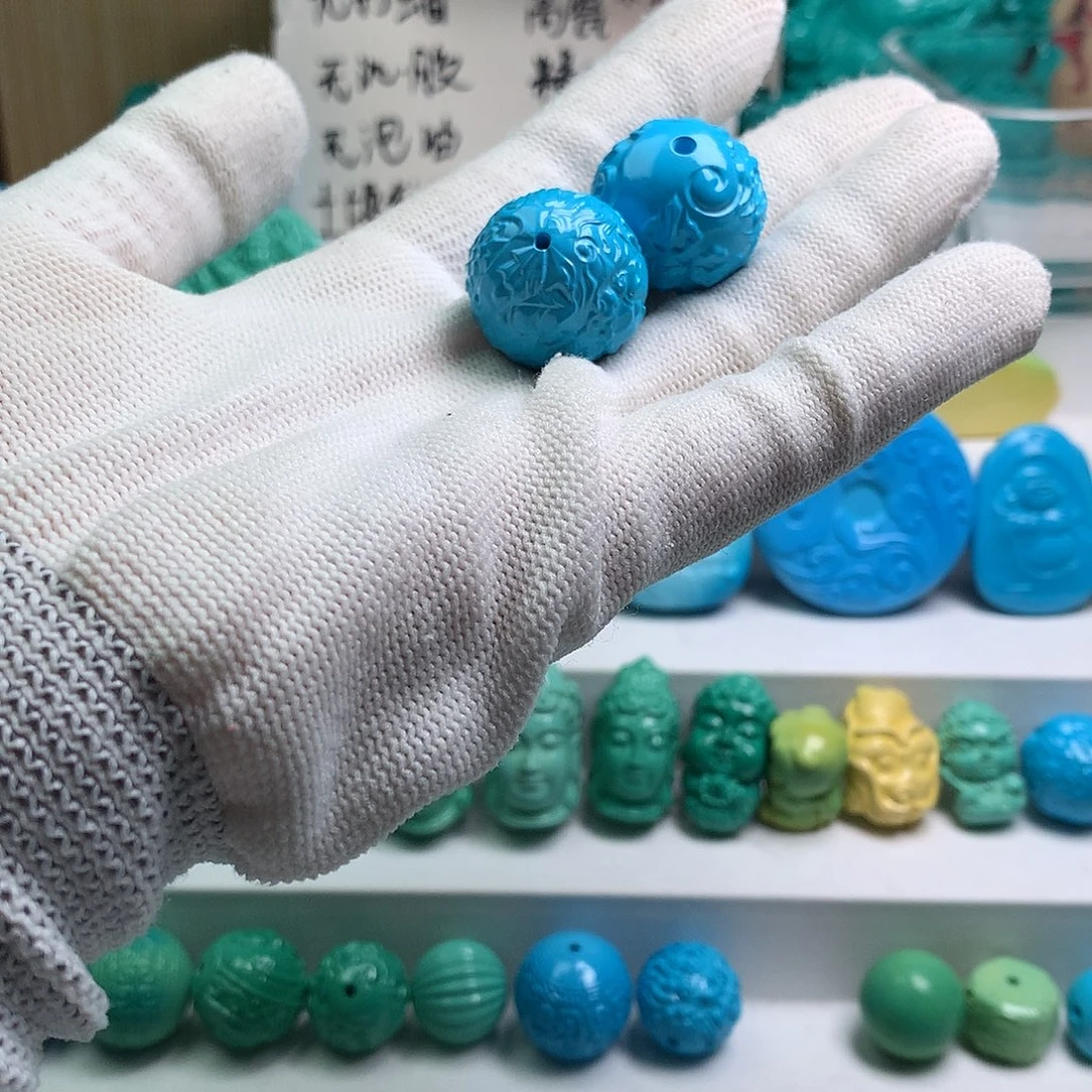 湖北发货批发精挑绿色矿原创手串108雕刻多样性发货 以介绍为准