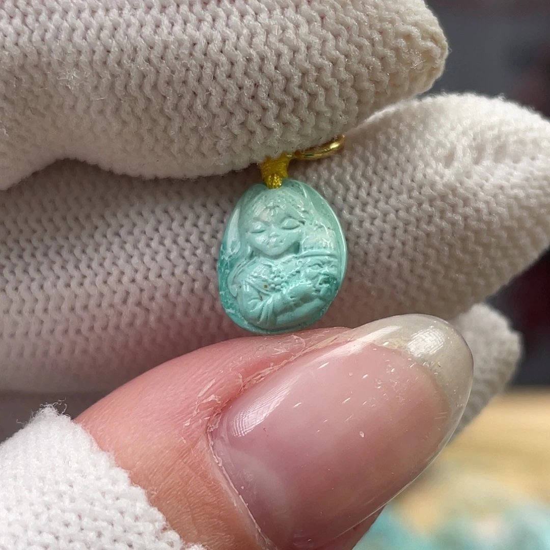 绿松石未镶嵌挂件