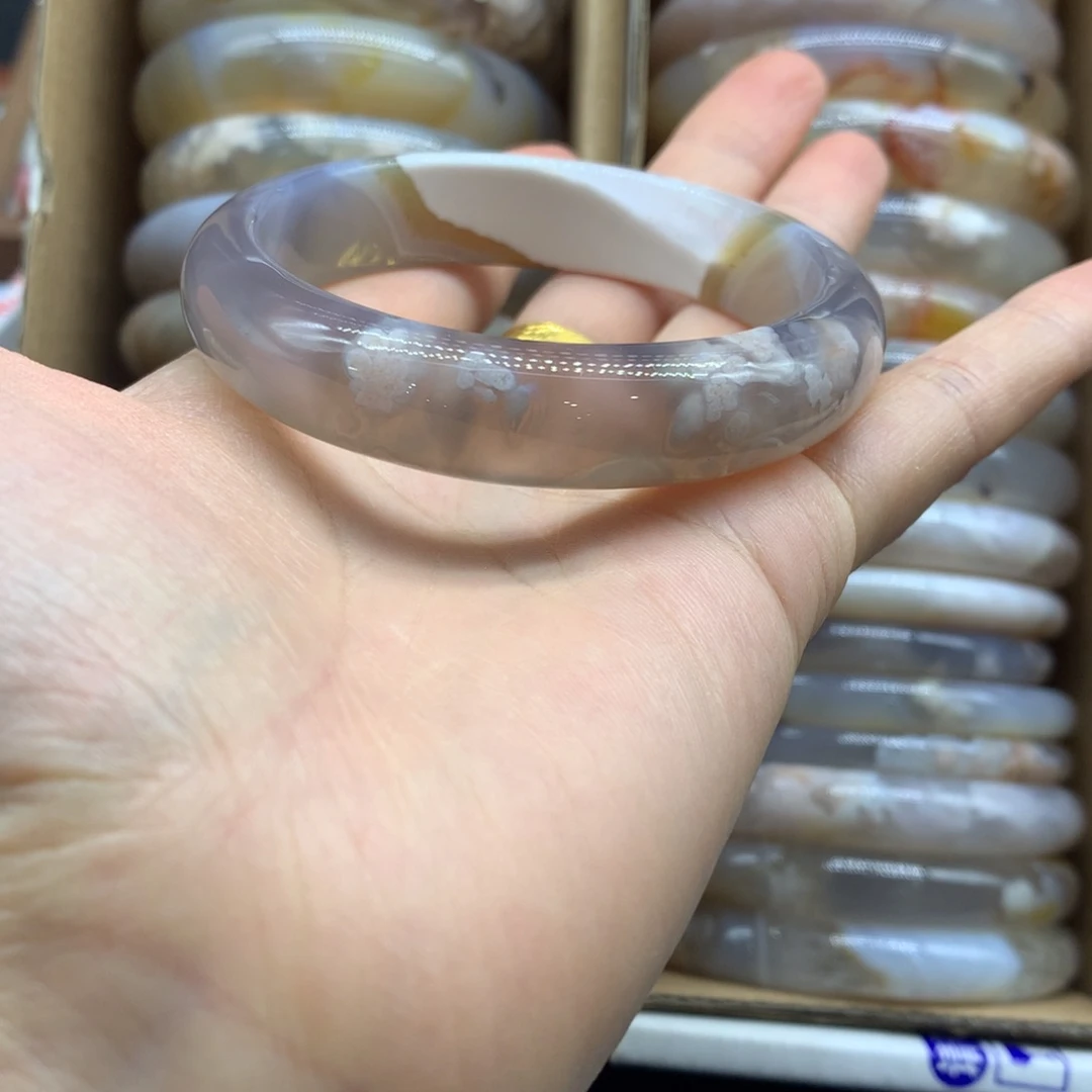 【闪购商品】玛瑙/玉髓手镯未镶嵌黑*球