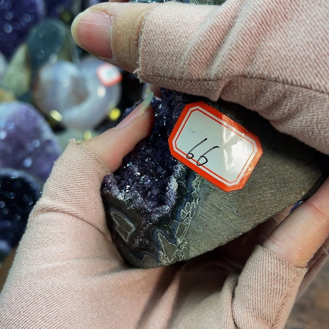 水晶随形摆件未镶嵌