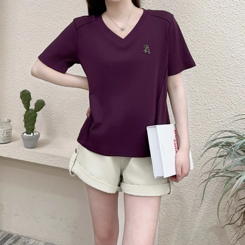 小施家时尚百搭拼接设计字母闪钻显瘦V领纯色T恤2651