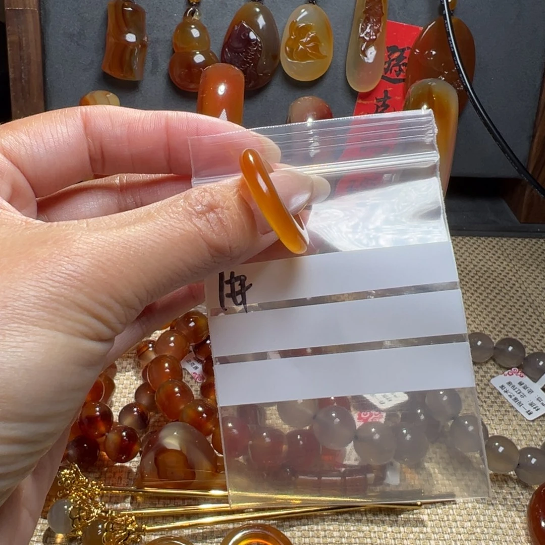 玛瑙/玉髓颈饰合金桃*1