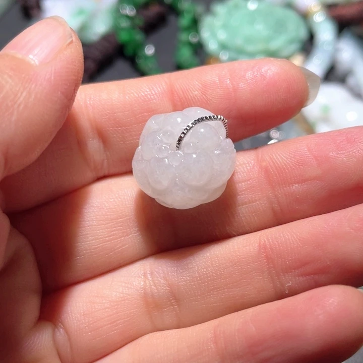 【闪购商品】翡翠颈饰未镶嵌天然翡翠