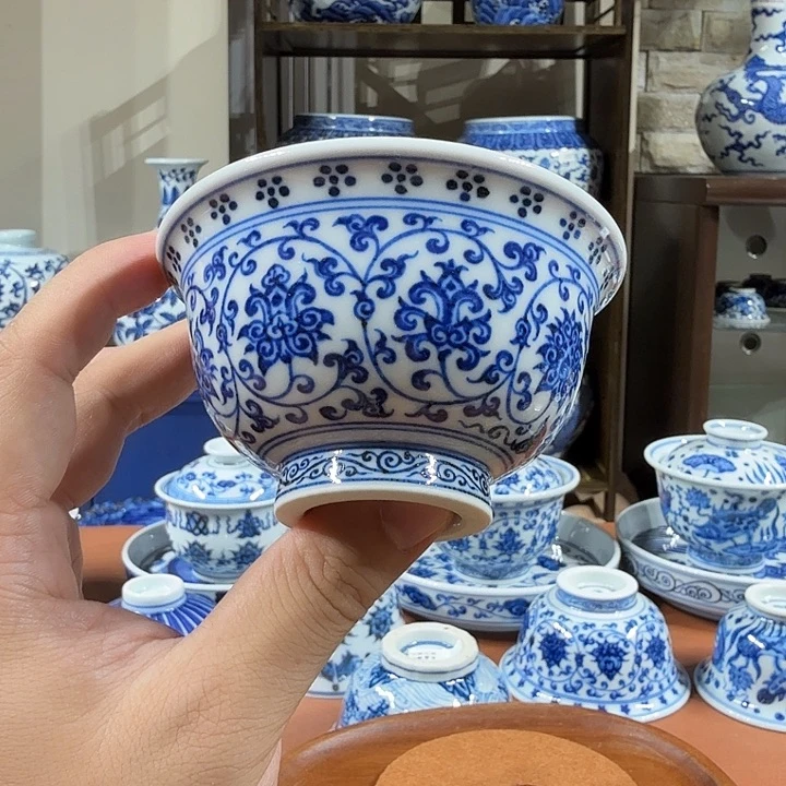 摆件宇泽堂缠枝莲压手杯