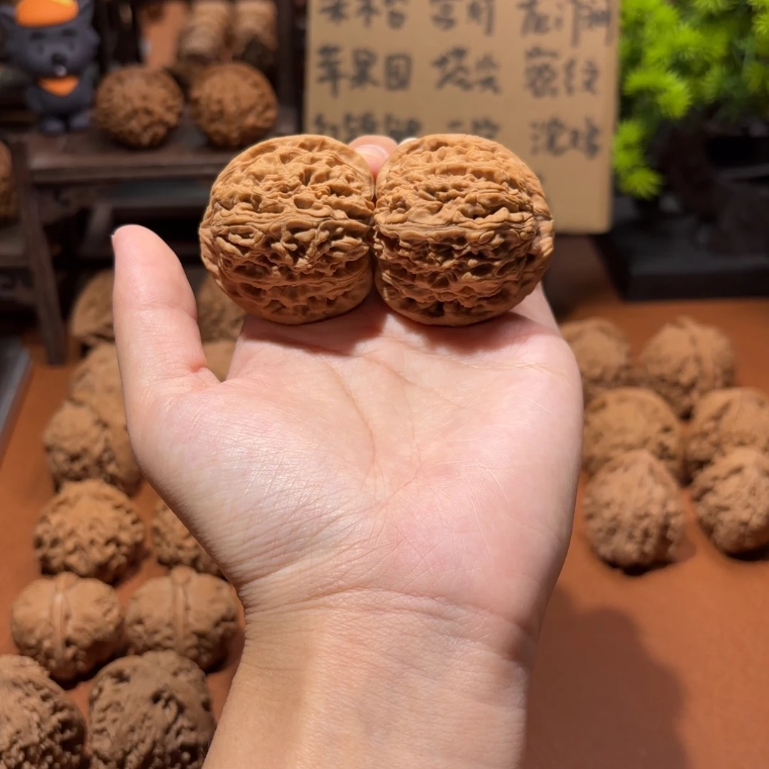 吊坠桃核44南疆石原生态