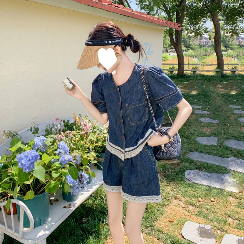 复古炸街减龄今年流行牛仔套装女夏季2025新款蕾丝拼接短裤两件套