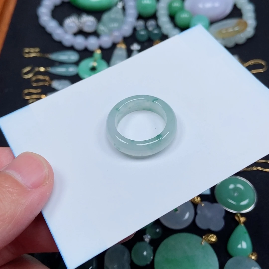 翡翠未镶嵌颈饰戒指15号圈口