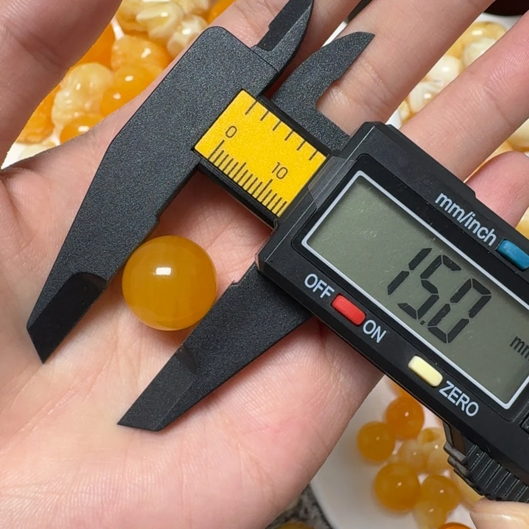 强***盛琥珀未镶嵌裸石蜜蜡圆珠