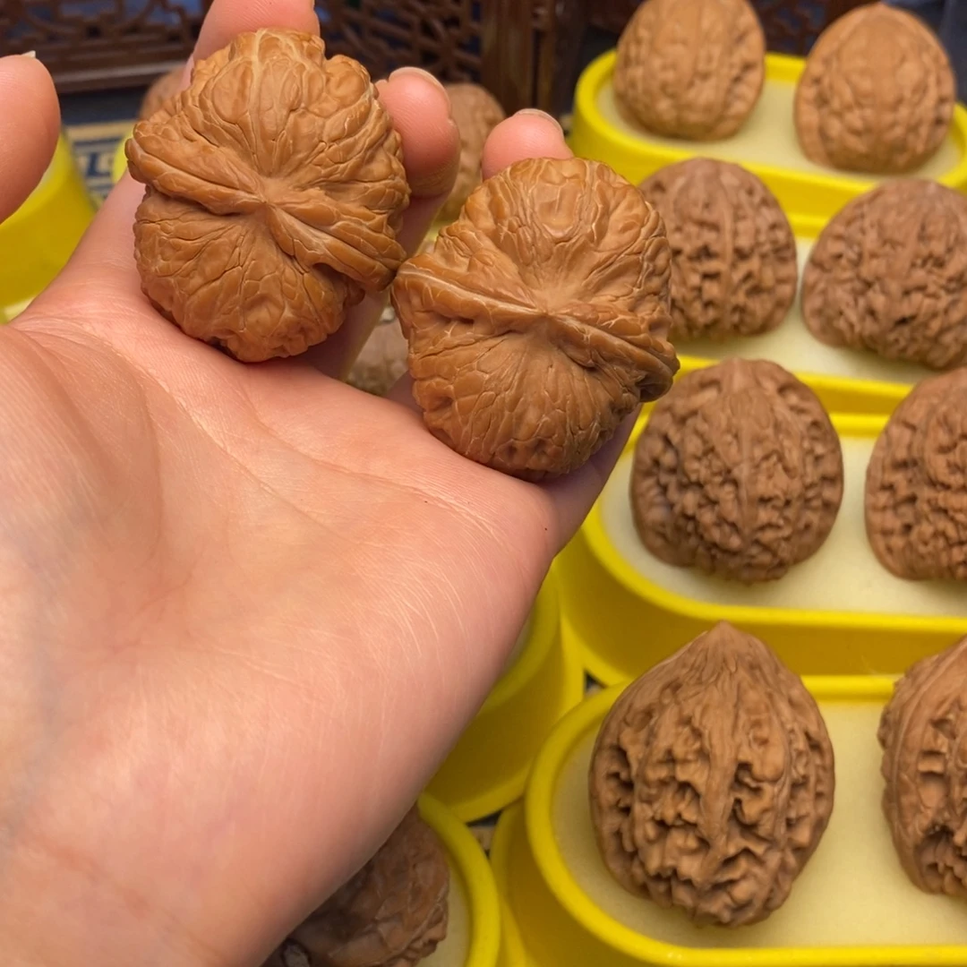 文玩核桃把件44元宝