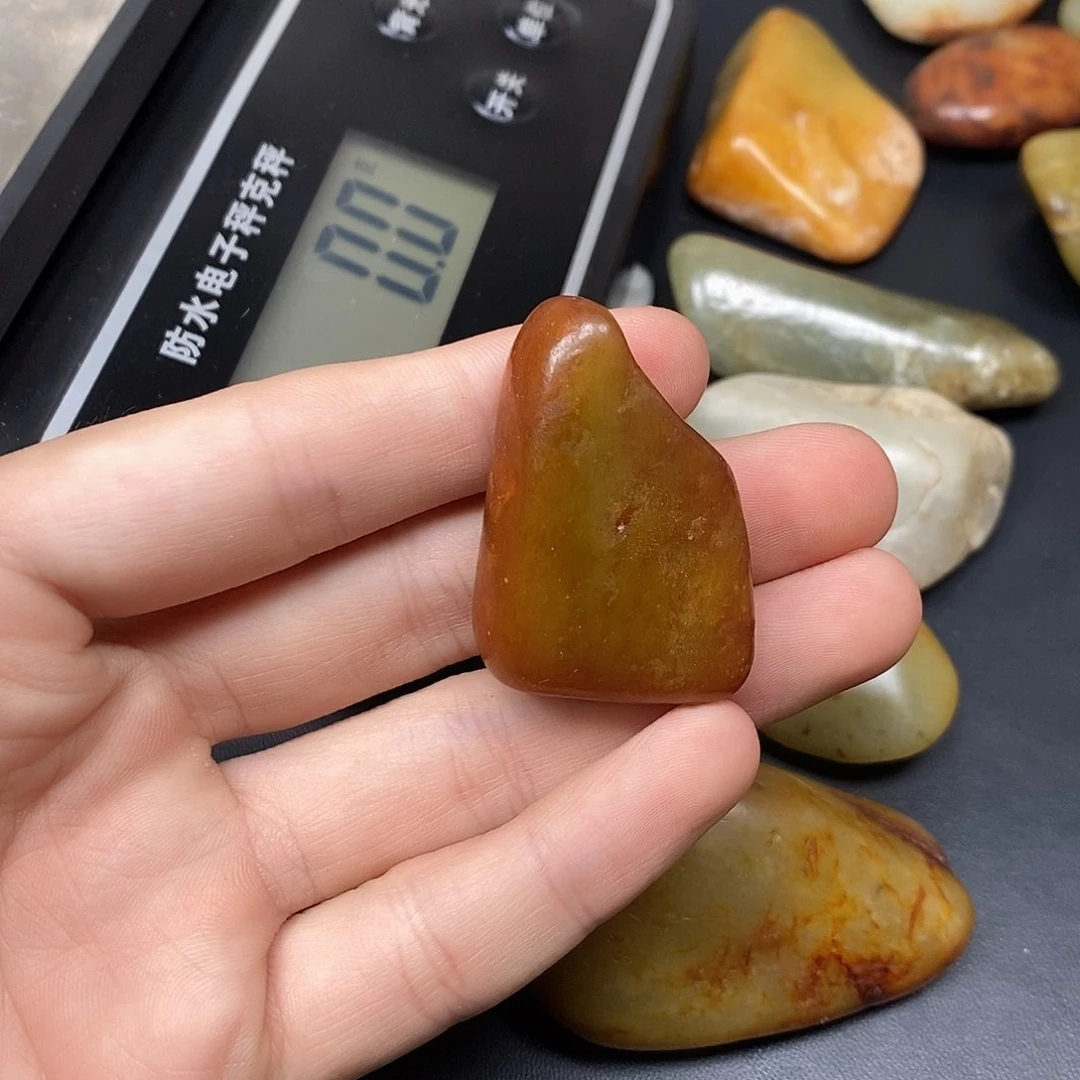 和田玉（糖玉）未镶嵌挂件