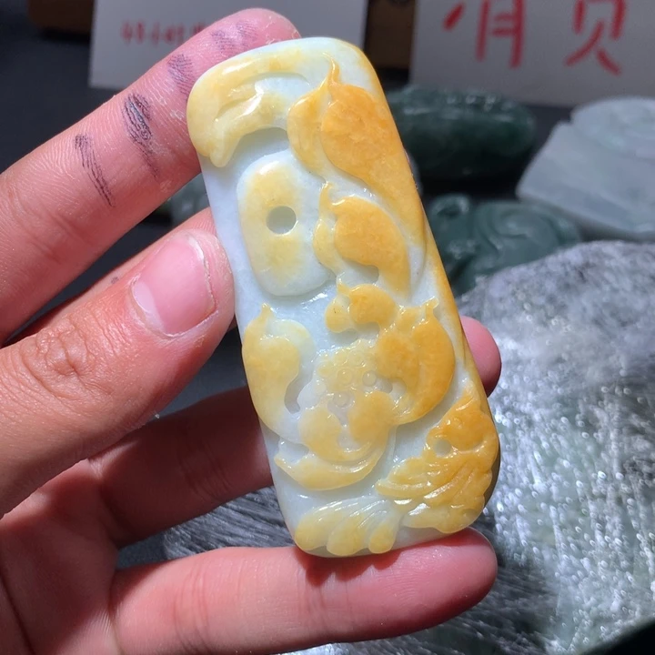 翡翠未镶嵌颈饰保真天然a货翡翠