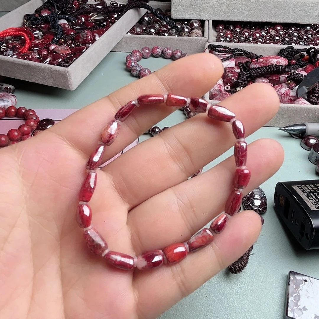 紫砂天然朱砂辰石吊坠