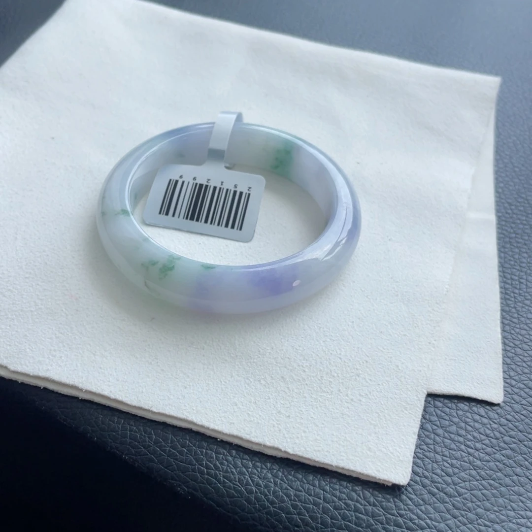 翡翠手镯未镶嵌52