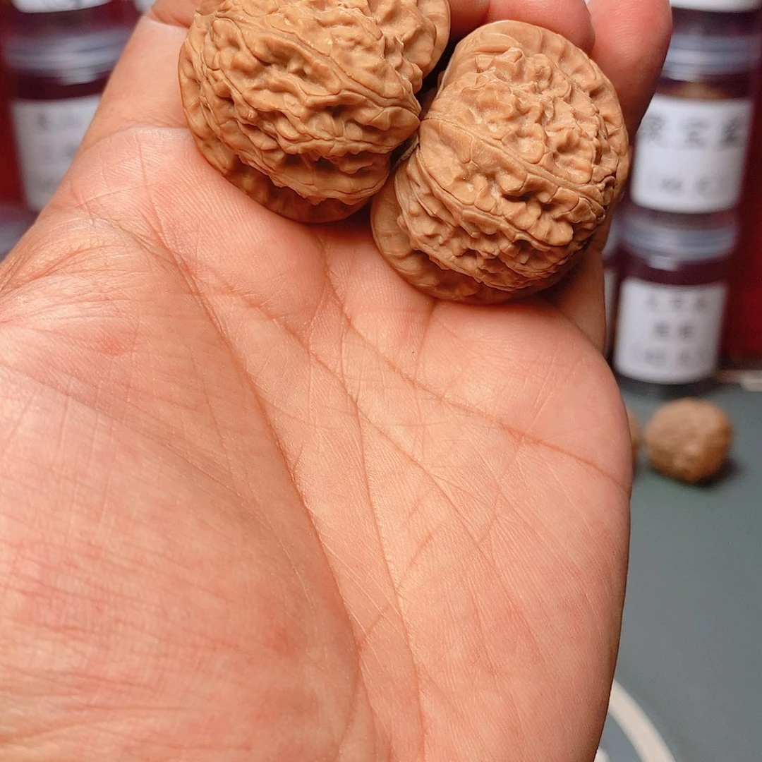 核桃把件39尺寸全品白狮子核桃