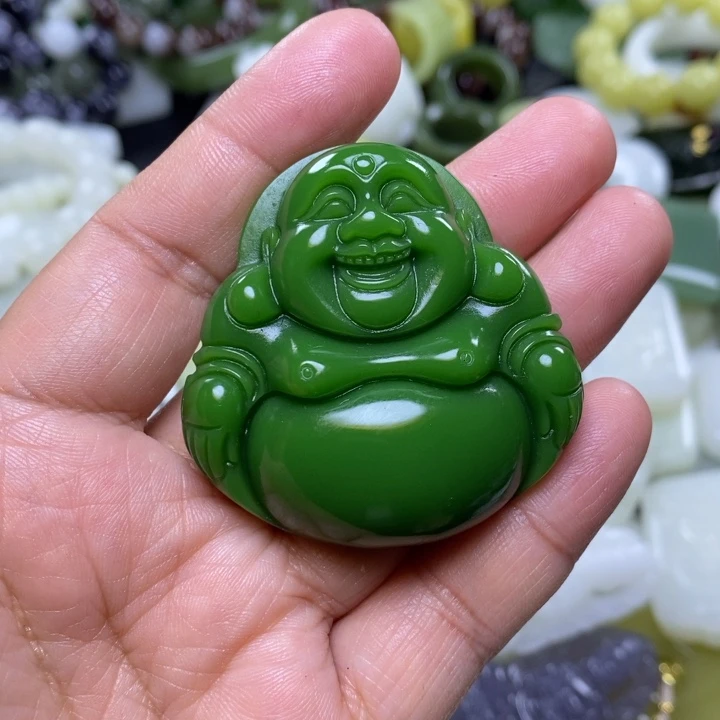 西***狼和田玉未镶嵌颈饰